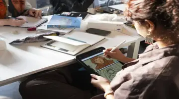 مؤسسة الشارقة للفنون تدعو الرسامين ومبدعي «الكوميك» للمشاركة في «كورنيش»